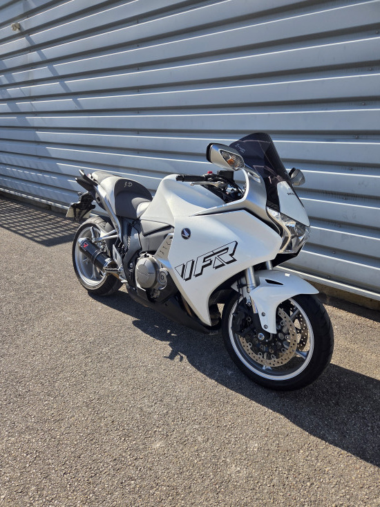 vfr 1200 - CHALON S/ SAONE