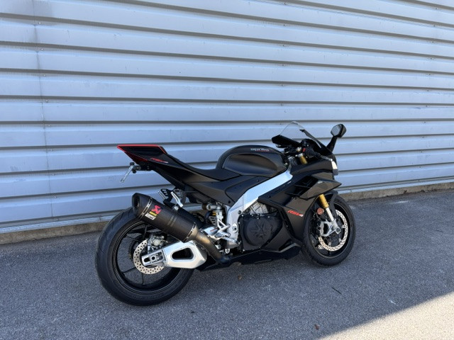 APRILIA RSV4 - CHALON S/ SAONE
