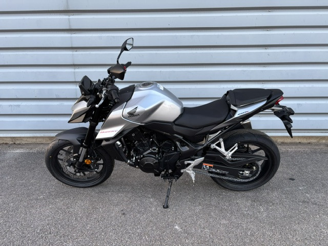 HONDA HORNET 750 - CHALON S/ SAONE