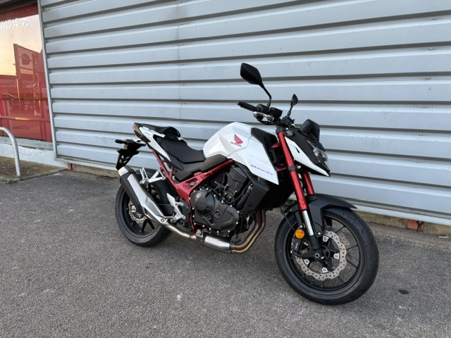 HONDA HORNET 750 - CHALON S/ SAONE