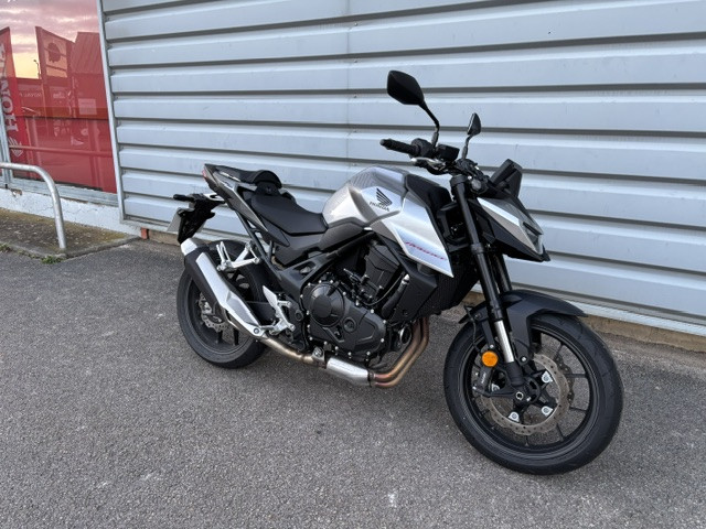 HONDA HORNET 750 - CHALON S/ SAONE
