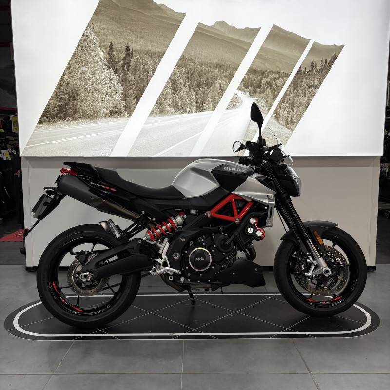 HONDA FORZA 125 TOP BOX EXCLUSIVE MOTO.  SAINT-MALO 